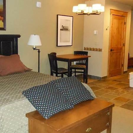 Morning Eagle 210 Hotel Room Whitefish Exterior photo